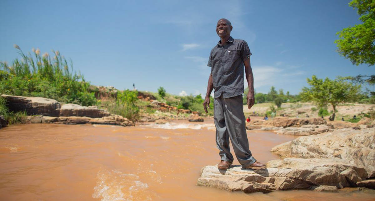 kenya-solar-powered-pumps-pay-for-themselves-quickly-but-farmers-need